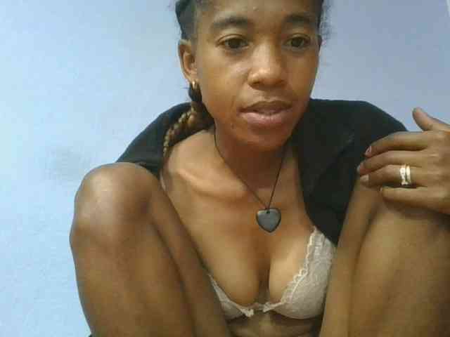 Charlinah webcam