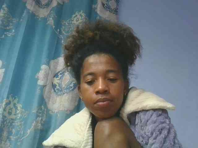 Charlinah webcam