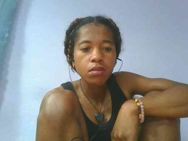 Charlinah webcam