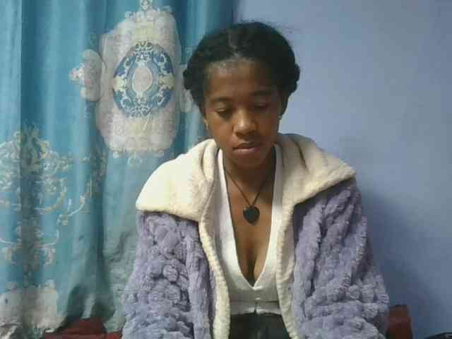 Charlinah webcam