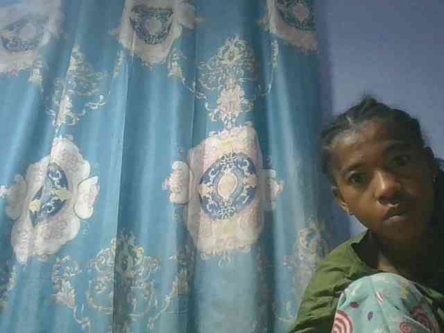 Charlinah webcam
