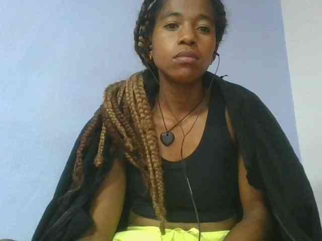 Charlinah webcam