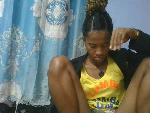 Charlinah webcam