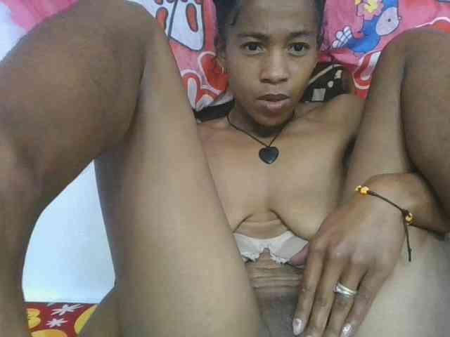Charlinah webcam