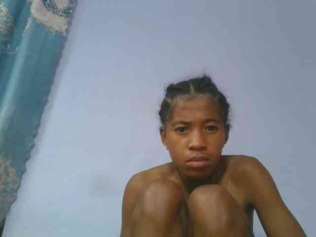 Charlinah webcam