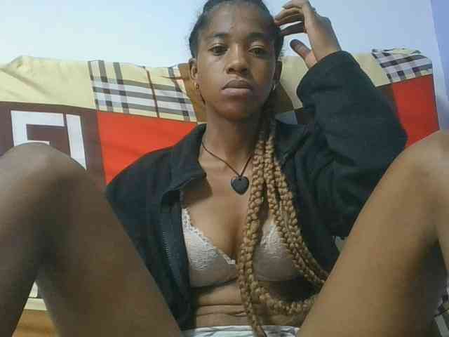 Charlinah webcam