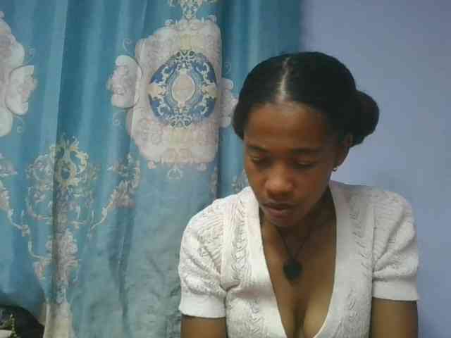 Charlinah webcam
