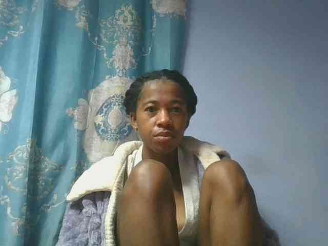 Charlinah webcam