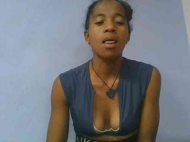 Charlinah webcam
