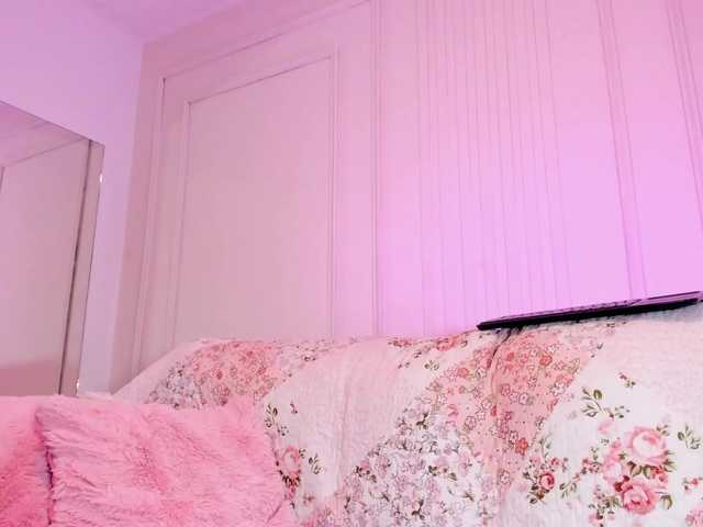 Lia-Monroe live cam on BongaCams