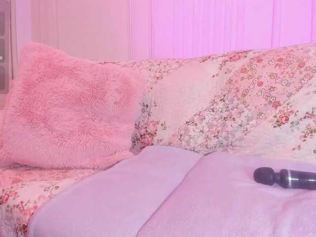 Lia-Monroe live cam on BongaCams