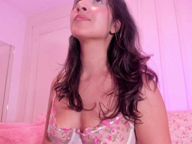 Lia-Monroe live cam on BongaCams
