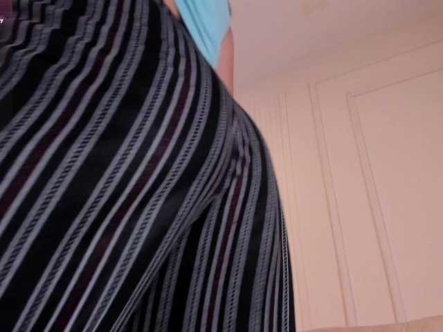 Lia-Monroe live cam on BongaCams
