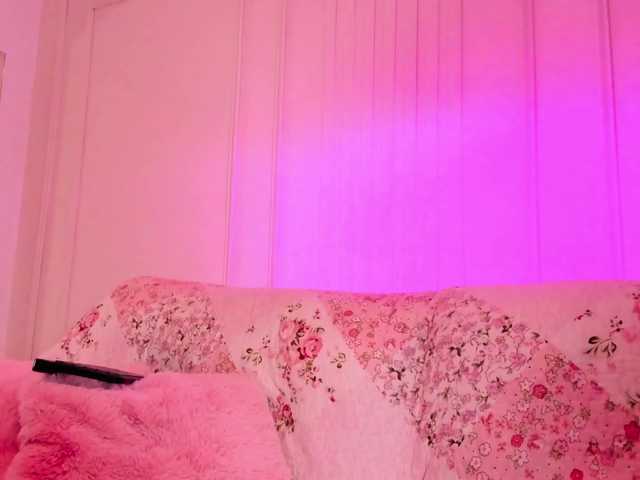 Lia-Monroe live webcam show