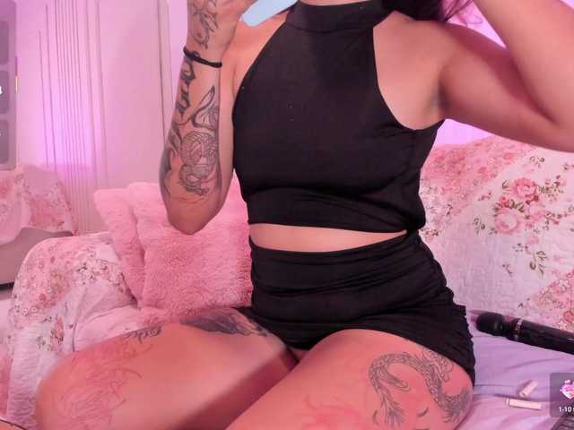 Lia-Monroe live cam on BongaCams