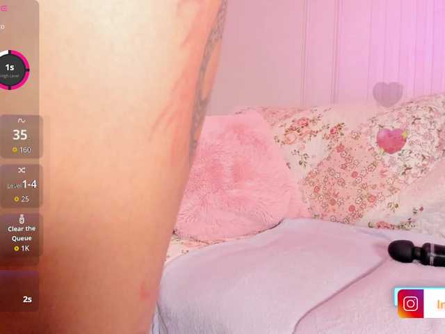 Lia-Monroe live cam preview