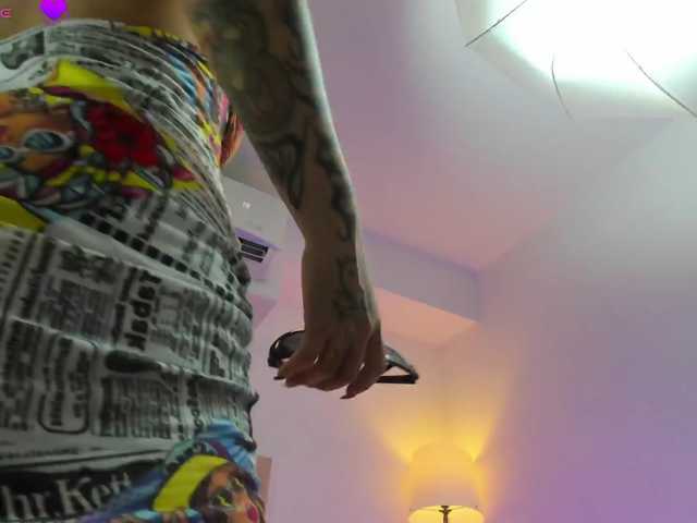 Lia-Monroe live cam preview