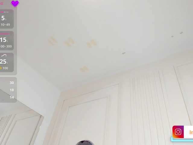 Lia-Monroe live cam on BongaCams