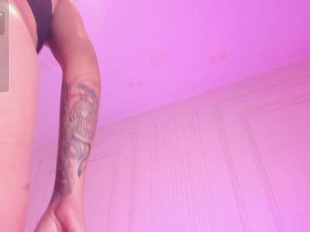 Lia-Monroe live cam