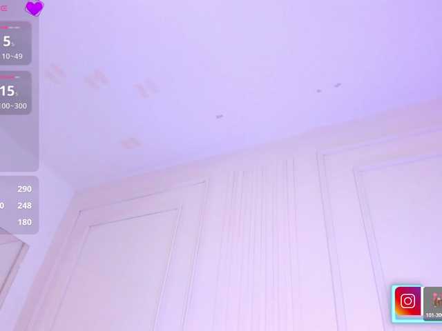 Lia-Monroe live cam preview