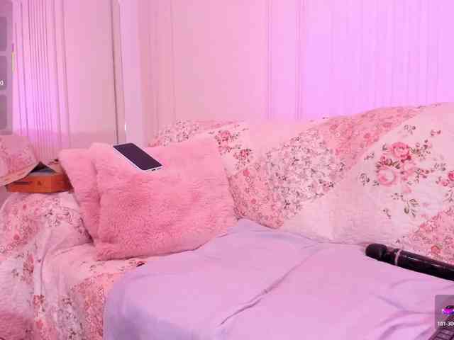 lia-monroe's live room