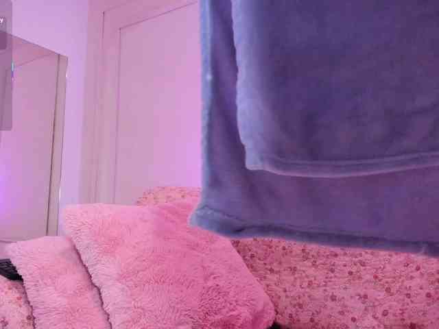 Lia-Monroe webcam