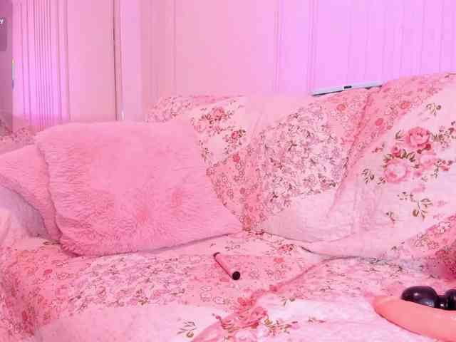 Lia-Monroe webcam