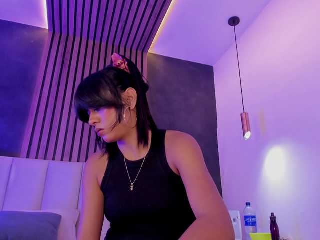 AngelSavagee live cam on BongaCams