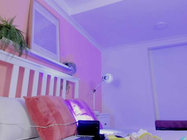 AngelSavagee live cam on BongaCams