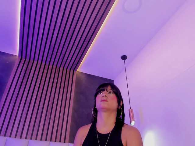 AngelSavagee live cam on BongaCams