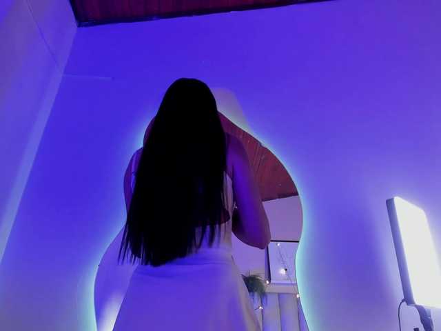 AngelSavagee live webcam show