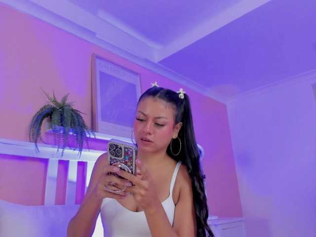 AngelSavagee live cam preview