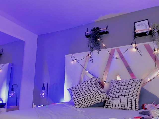 AngelSavagee live cam on BongaCams