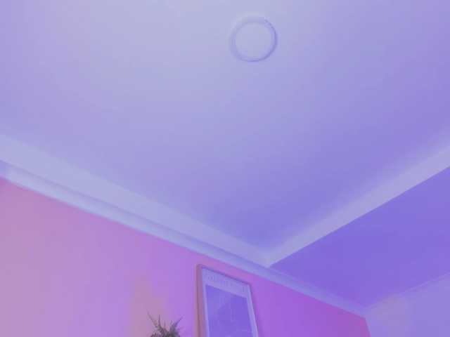 AngelSavagee — live female cam