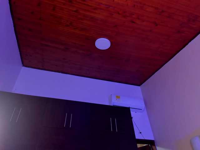 AngelSavagee live webcam show