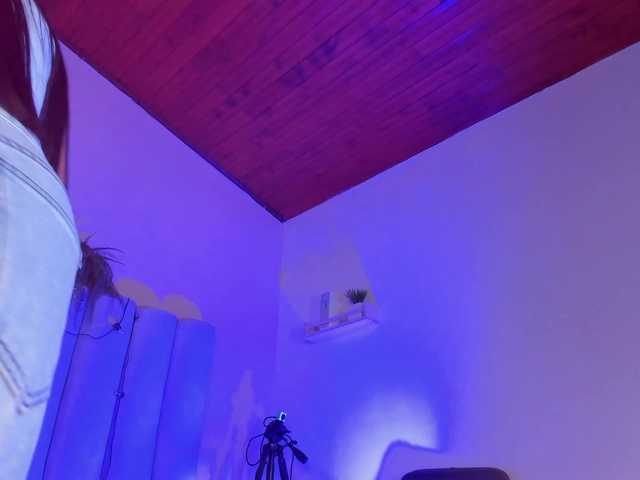 AngelSavagee live webcam show