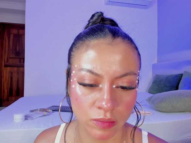 AngelSavagee live cam preview
