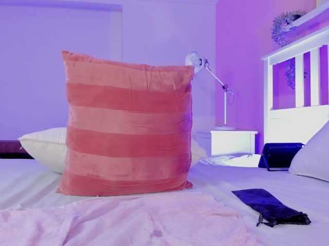 AngelSavagee live cam preview