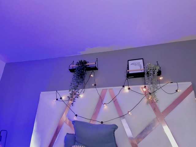 AngelSavagee live cam on BongaCams