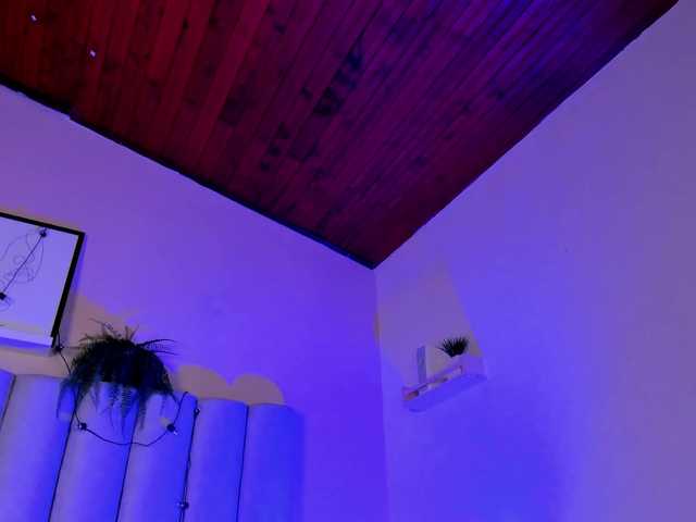AngelSavagee live webcam show