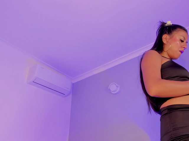 AngelSavagee live cam on BongaCams