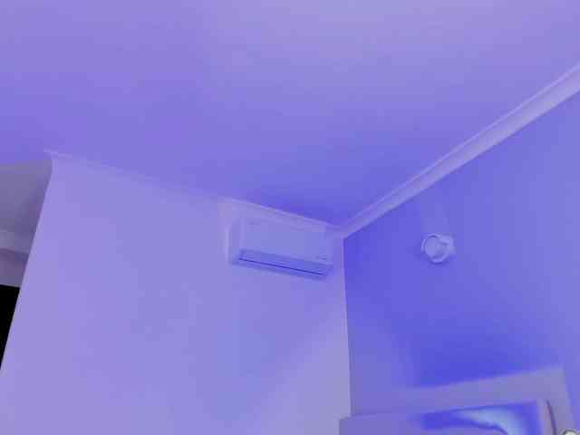 AngelSavagee webcam