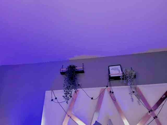 AngelSavagee webcam