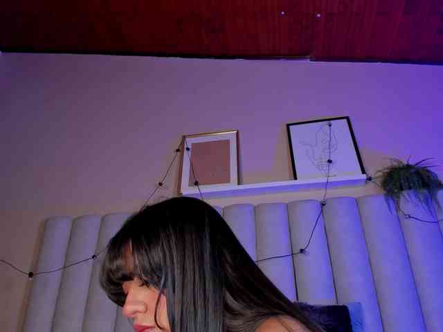 AngelSavagee webcam