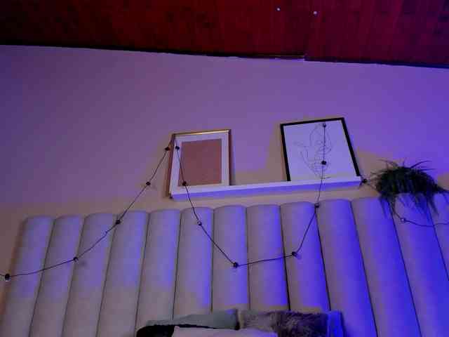 AngelSavagee webcam