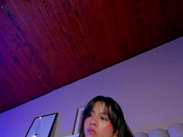 AngelSavagee webcam