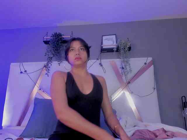 AngelSavagee webcam
