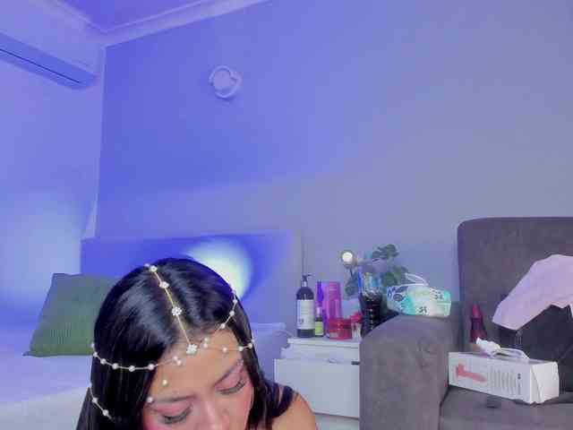 AngelSavagee webcam