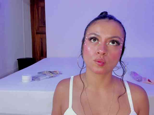 AngelSavagee webcam