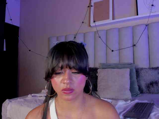 AngelSavagee webcam